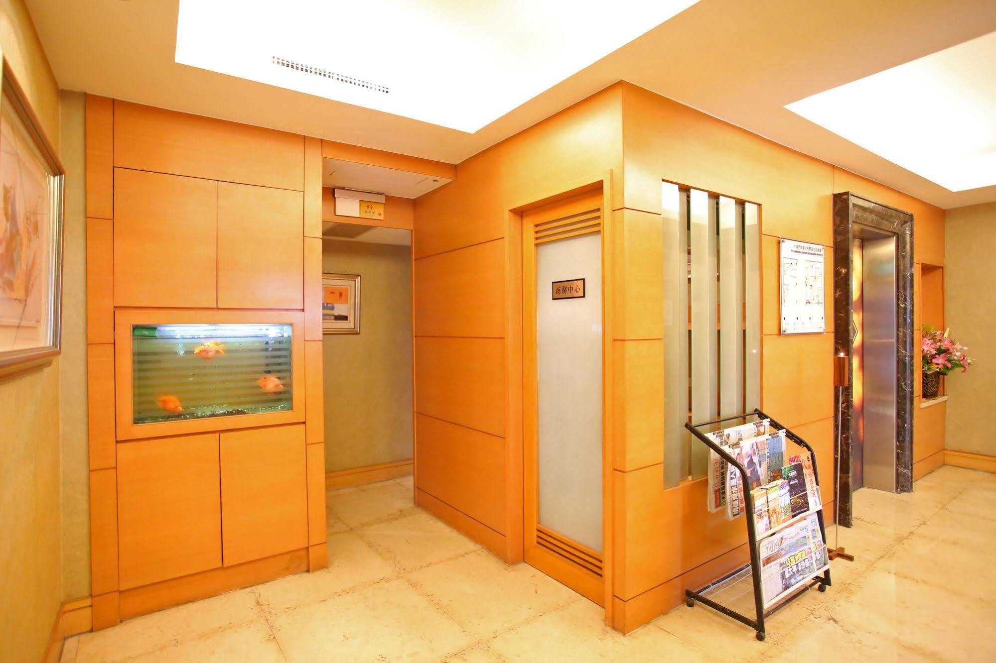 Elegance Hotel Taipeh Exterior foto